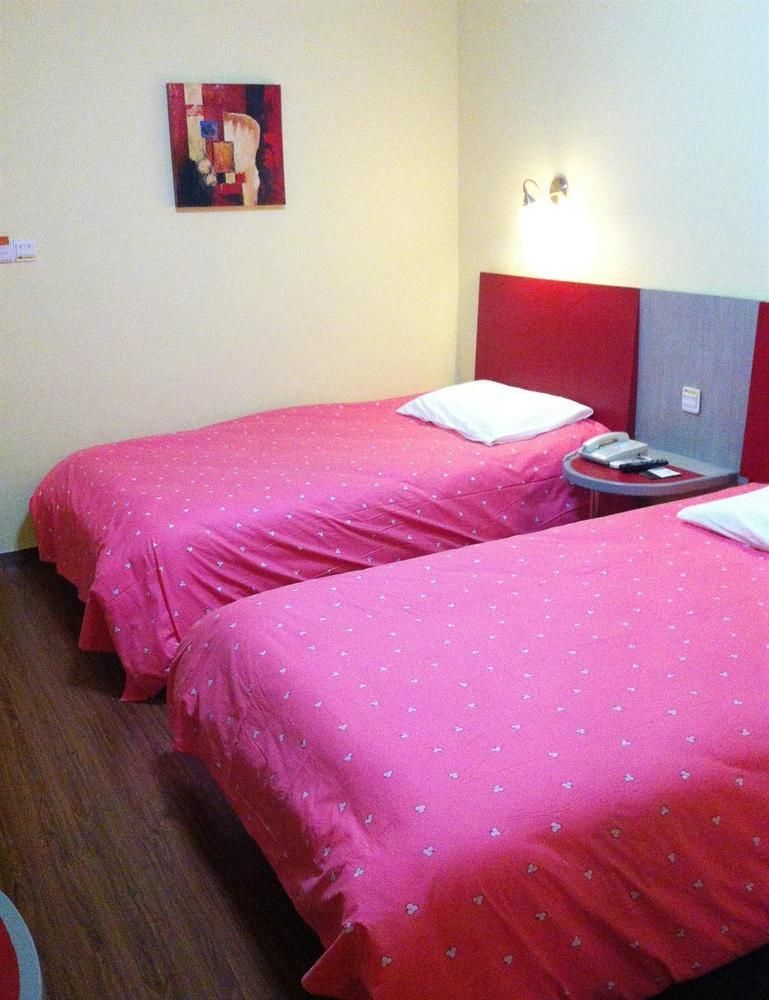 Home Inn Hotel Guiyang Fushui Middle Road エクステリア 写真