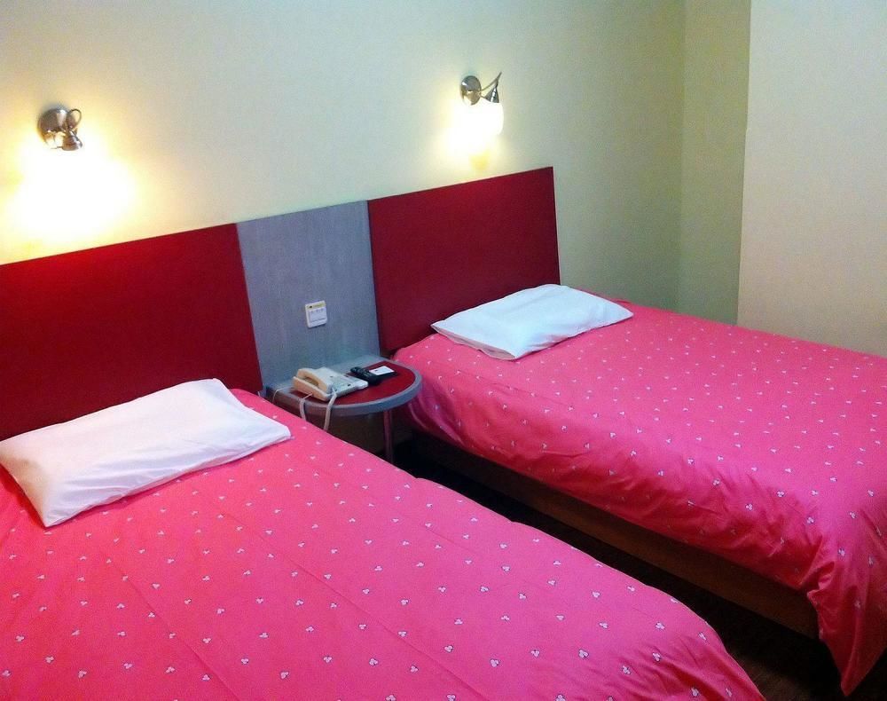 Home Inn Hotel Guiyang Fushui Middle Road エクステリア 写真